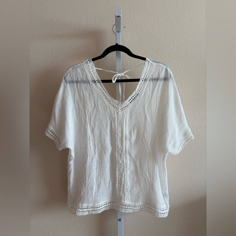 FYLO White V-Neck Boho Crochet Trim Top